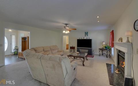 202 Mayes Rd, Toccoa, GA 30577 photo 7