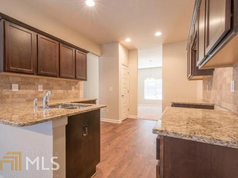 400 Silver Willow Walk, Covington, GA 30016 photo 8