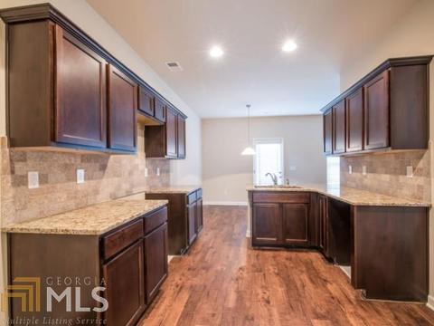 400 Silver Willow Walk, Covington, GA 30016 photo 9