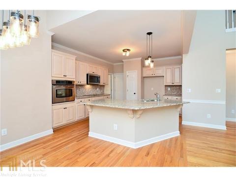 708 Lakeglen Dr, Suwanee, GA 30024 photo 10