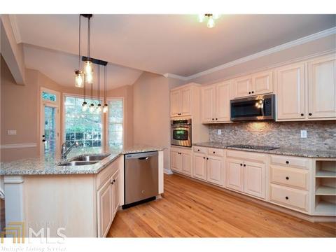 708 Lakeglen Dr, Suwanee, GA 30024 photo 7