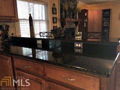 202 Lake Forest Dr, Lagrange, GA 30240 photo 4