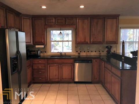 202 Lake Forest Dr, Lagrange, GA 30240 photo 5