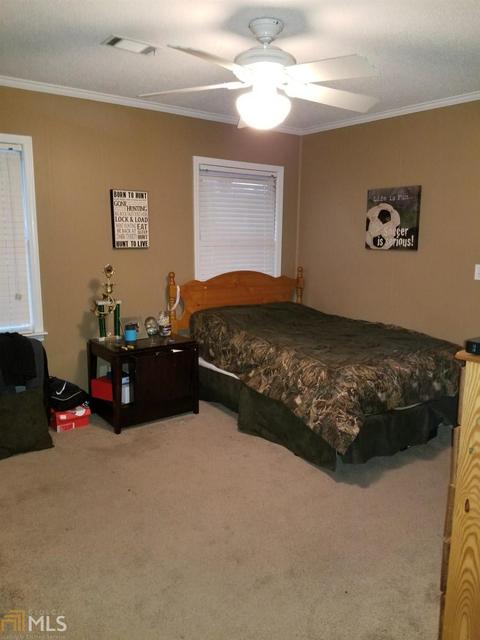1004 Springdale Rd, Dublin, GA 31021 photo 4