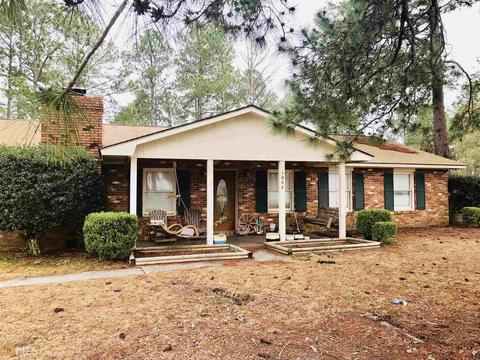1004 Springdale Rd, Dublin, GA 31021 photo 1