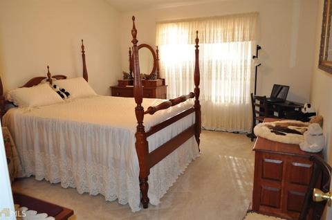 112 Waters Edge Dr, Lagrange, GA 30240 photo 8
