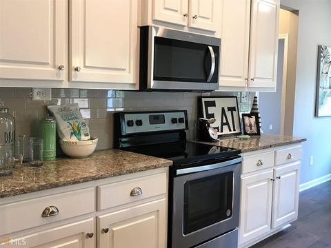 202 Stone Gate Dr, Lagrange, GA 30241 photo 6