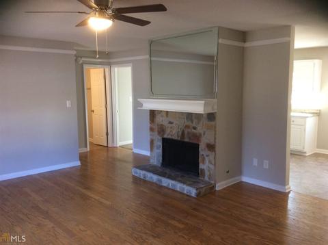 1245 N Hampton Dr, Hampton, GA 30228 photo 2