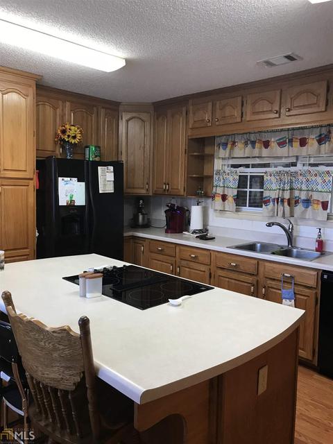 98 E Main St, Adrian, GA 31002 photo 11