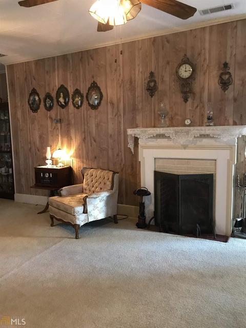 98 E Main St, Adrian, GA 31002 photo 6