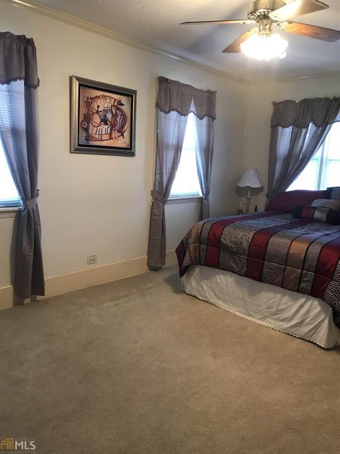 98 E Main St, Adrian, GA 31002 photo 8