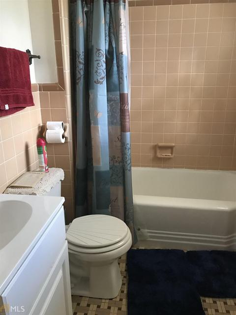 98 E Main St, Adrian, GA 31002 photo 9