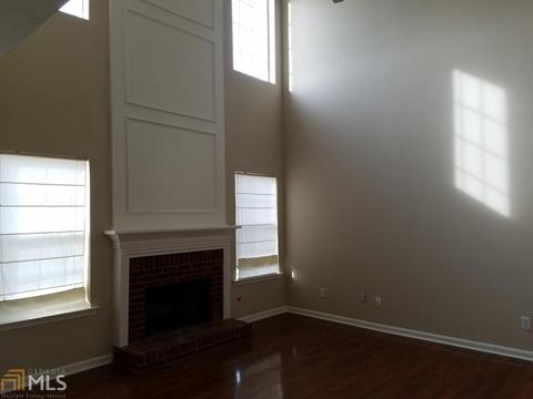 1345 Leicster Ct, Hampton, GA 30228 photo 4