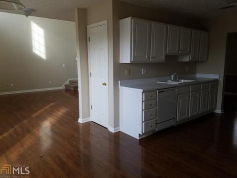 1345 Leicster Ct, Hampton, GA 30228 photo 2