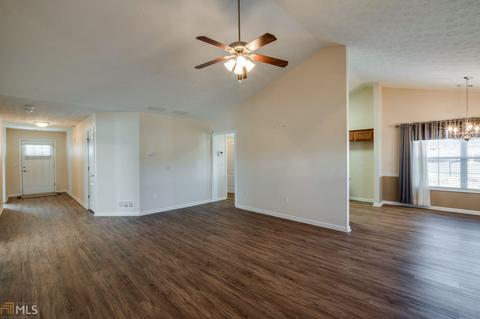 140 Carrington Dr, Commerce, GA 30529 photo 9