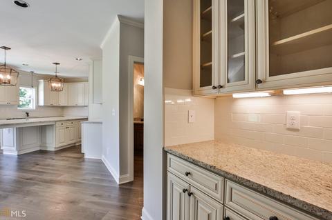 1216 Ora Lee Ln, Winder, GA 30680 photo 8