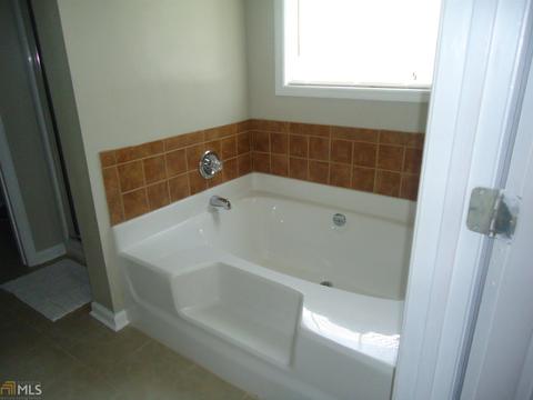 440 Brookstone Dr, Lagrange, GA 30240 photo 3