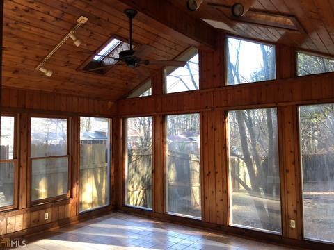 1012 Skylark Dr, Morrow, GA 30260 photo 16