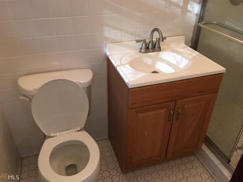 1012 Skylark Dr, Morrow, GA 30260 photo 11