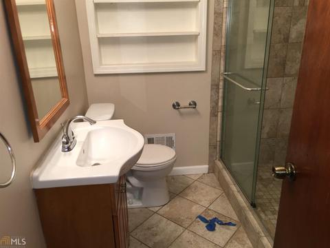 1012 Skylark Dr, Morrow, GA 30260 photo 10
