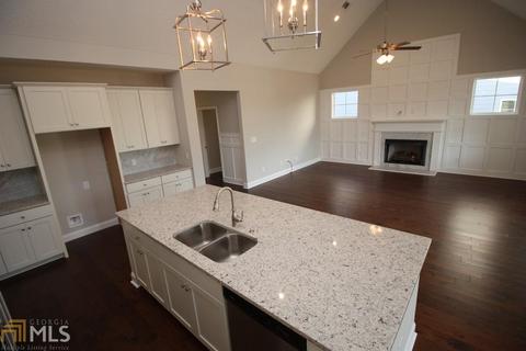 386 Linman Dr, Lagrange, GA 30241 photo 3