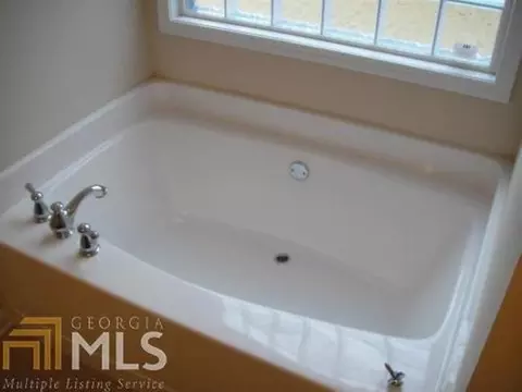 90 Emily Trce, Covington, GA 30016 photo 12