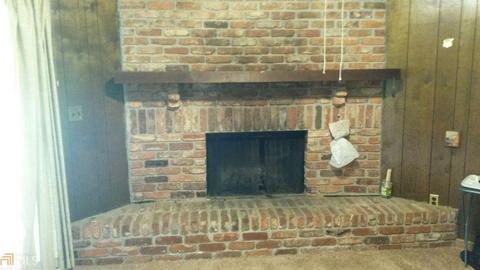 220 Cosby Dr, Lagrange, GA 30241 photo 4
