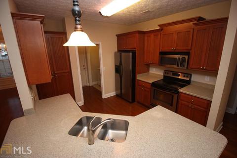 301 Baldwin Park Dr, Lagrange, GA 30241 photo 4