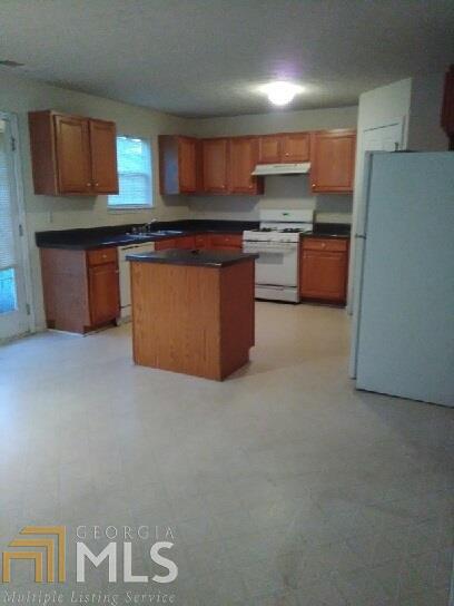 216 Kimberwick Dr, Hampton, GA 30228 photo 6