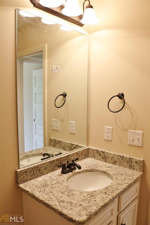 125 Feather Ln, Jackson, GA 30233 photo 22