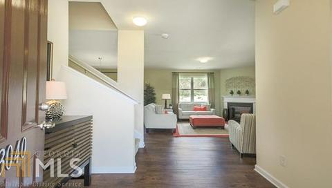2175 Sawgrass Dr, Hampton, GA 30228 photo 2
