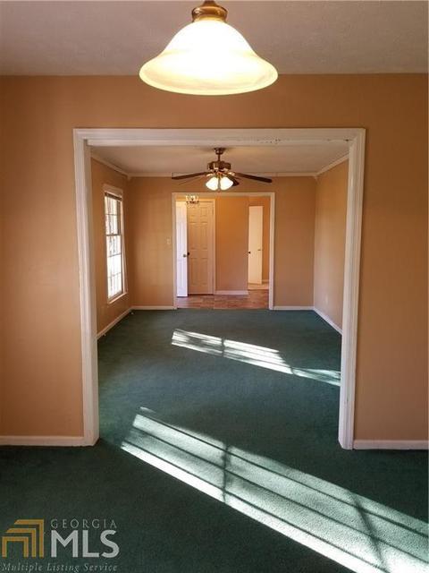 326 W Pine Ave, Comer, GA 30629 photo 6
