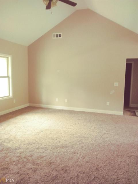 218 Needleleaf Dr, Barnesville, GA 30204 photo 3