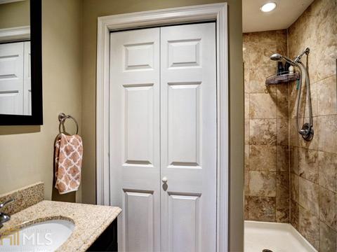 2982 Surrey Ln, Chamblee, GA 30341 photo 13