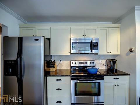 2982 Surrey Ln, Chamblee, GA 30341 photo 8