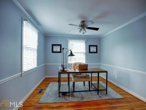 2982 Surrey Ln, Chamblee, GA 30341 photo 4