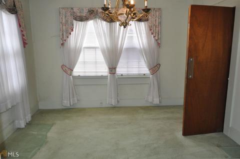 305 N Lee St, Lagrange, GA 30240 photo 3