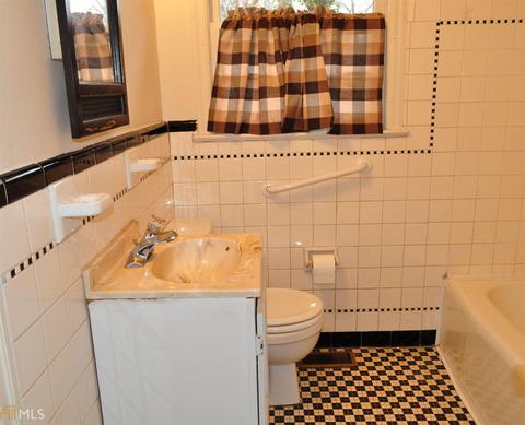 304 Park Hill Dr, Lagrange, GA 30241 photo 8