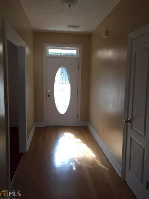 115 Longleaf Dr, Jackson, GA 30233 photo 2