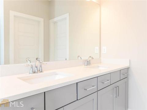 4145 Torver Ln, Chamblee, GA 30341 photo 15