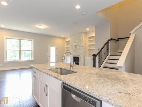 4145 Torver Ln, Chamblee, GA 30341 photo 9
