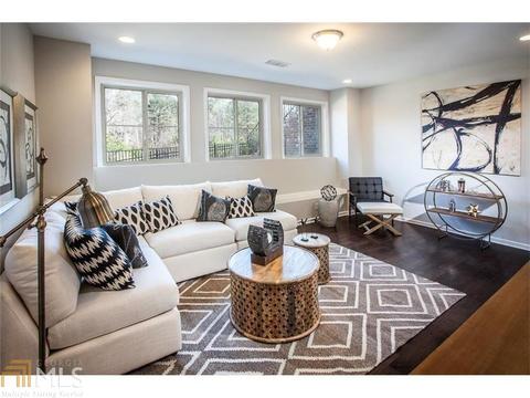 4122 Charlotte Way, Chamblee, GA 30341 photo 7