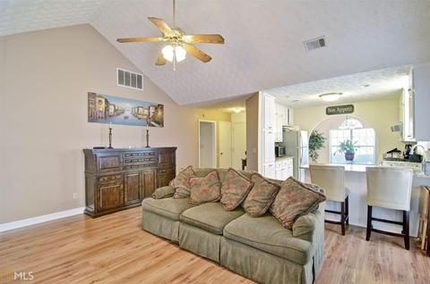 2895 Silver Maple Ct, Rex, GA 30273 photo 6