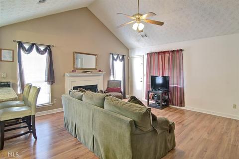 2895 Silver Maple Ct, Rex, GA 30273 photo 4