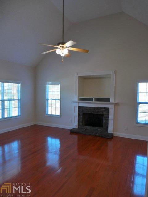 209 Boston Dr, Lagrange, GA 30241 photo 3