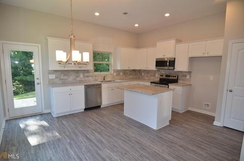808 Stable View Loop, Dallas, GA 30132 photo 5