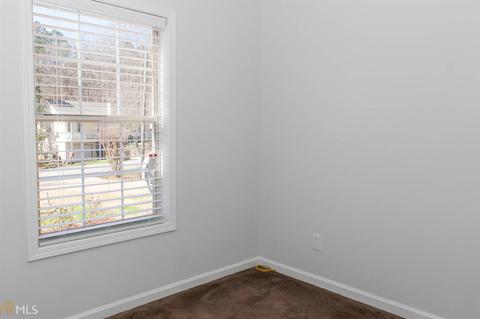 8945 Pine Tree Cir, Gainesville, GA 30506 photo 12