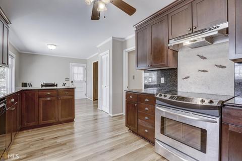 3743 Harts Mill Ct, Chamblee, GA 30341 photo 8