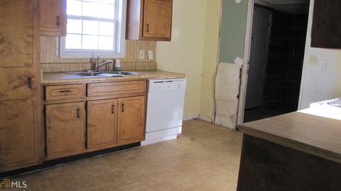 489 Walthall Rd, Jackson, GA 30233 photo 2