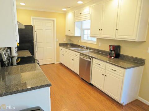 65 Willow Ridge Dr, Hampton, GA 30228 photo 9